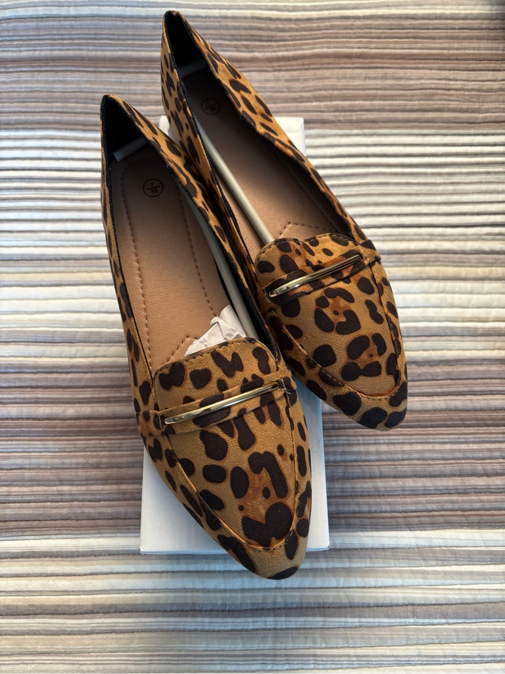 Leopard Print Pointed Toe Loafers - Brown
